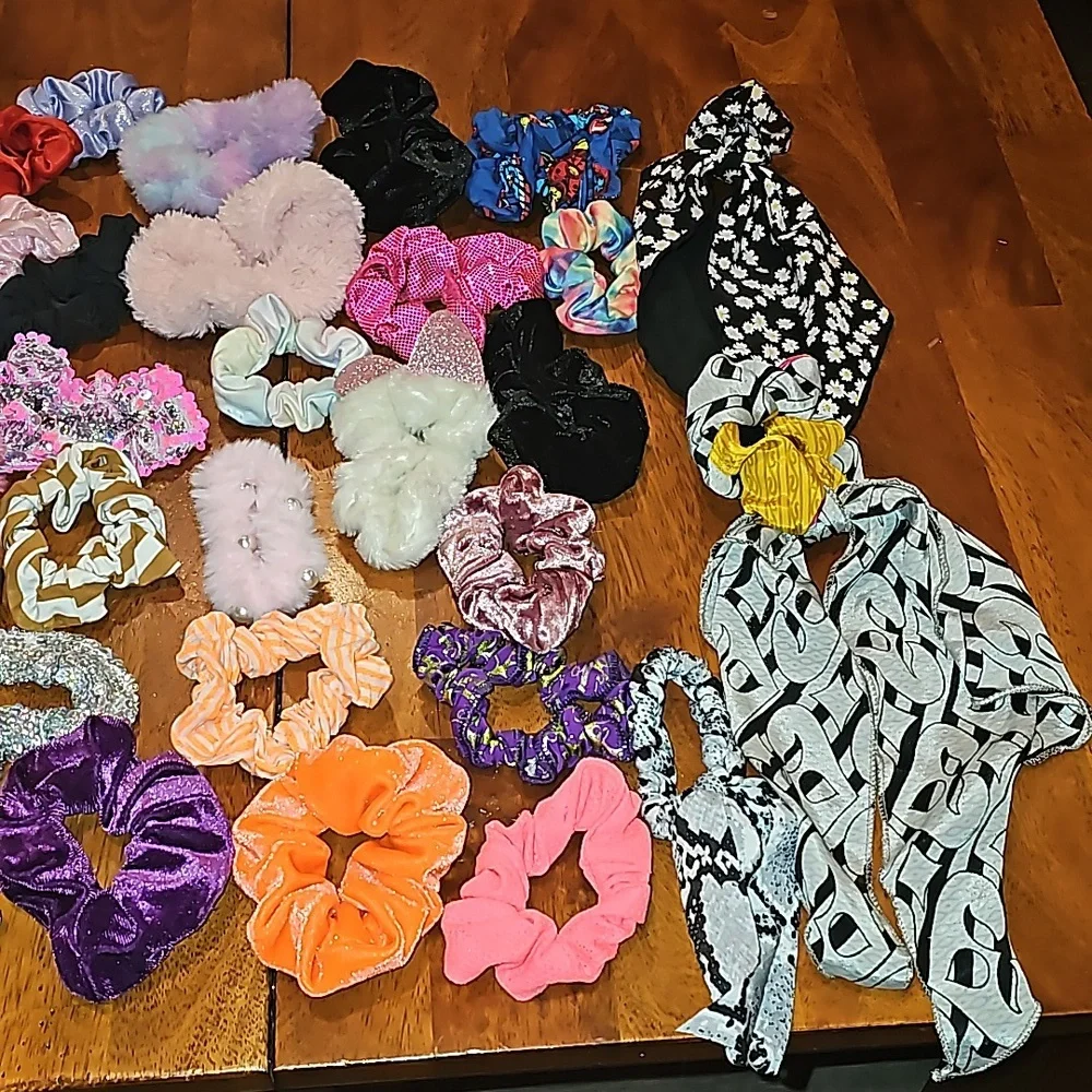 40 Colorful Hair Scrunchie LOT!!! Clean and used